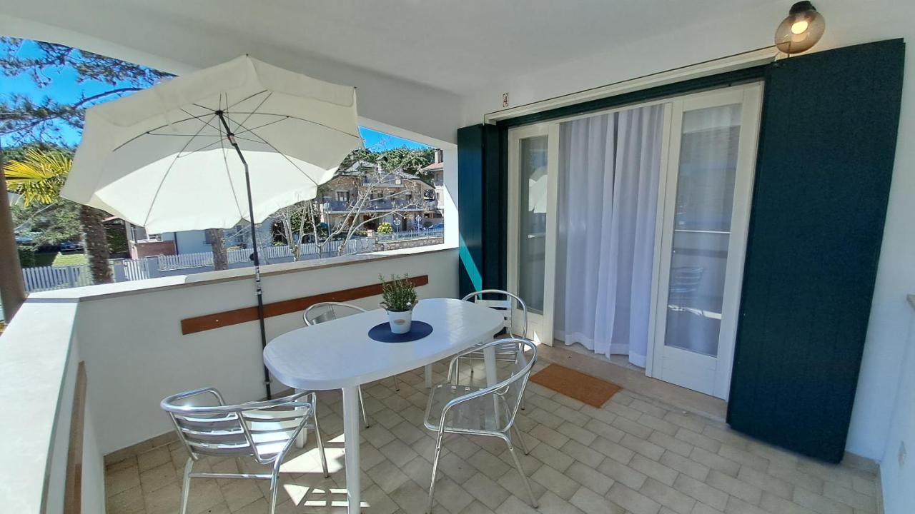 Villa Barbara Fra I Pini Lignano Sabbiadoro Ngoại thất bức ảnh