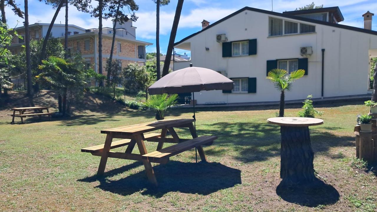 Villa Barbara Fra I Pini Lignano Sabbiadoro Ngoại thất bức ảnh